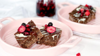 Nuzest recipe - Flourless Pecan Cranberry Brownie