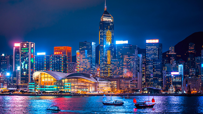 Hong Kong at night - for article on visiting Hong Kong - travel tips and tourist spots