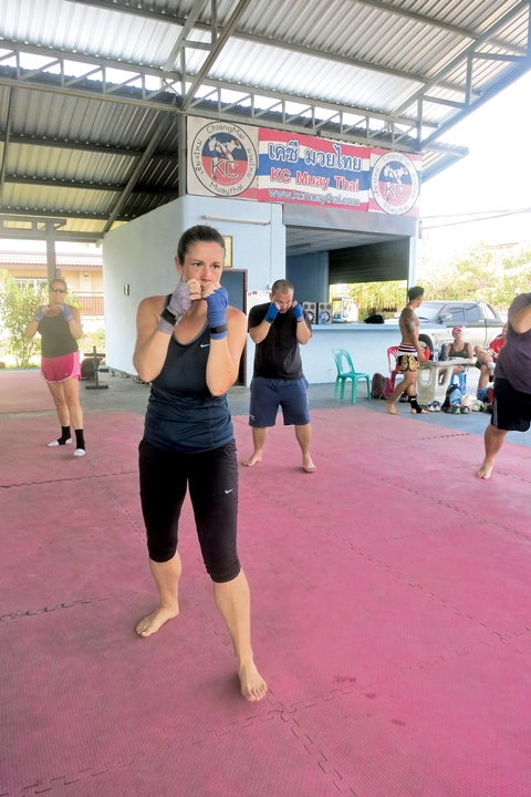 泰国训练营，热身，泰拳，KC健身房，泰国