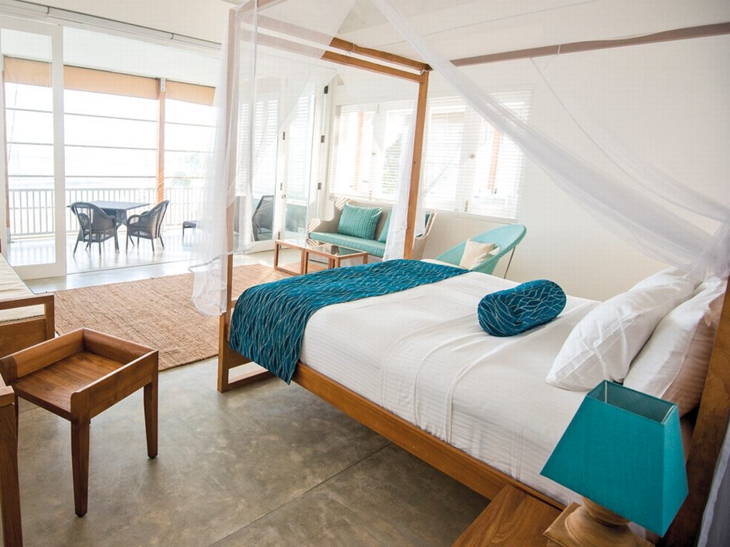 斯里兰卡，Sri Sharavi海滩别墅的主卧室套房