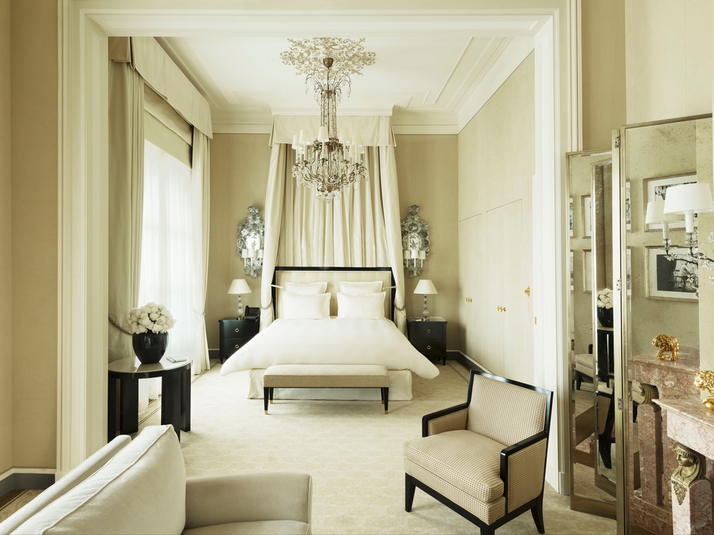 可可·香奈儿套房向设计师与巴黎丽兹酒店的悠久历史致敬