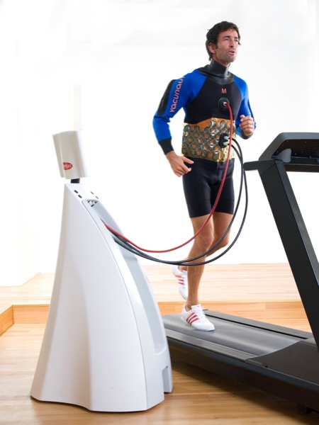 低氧跑步机减肥的男性