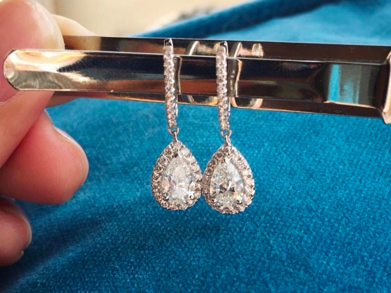 在香港批发钻石-钻石登记处-耳环