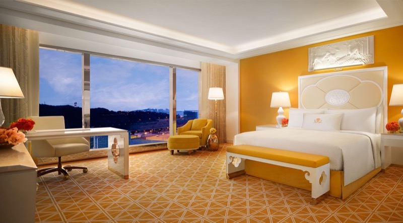 澳门酒店:一间国王卧室配置的宫殿房间