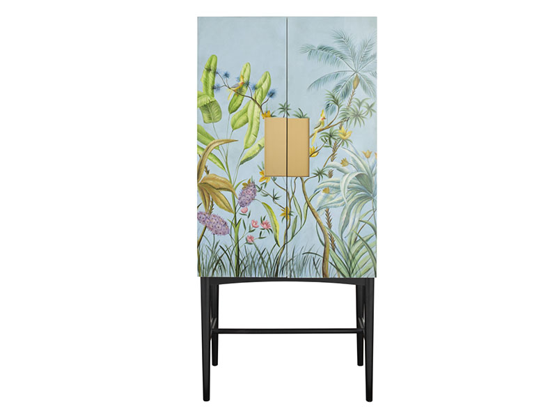 植物橱柜，手工绘有青铜把手，内部独家设计，16,490美元，Indigo Living