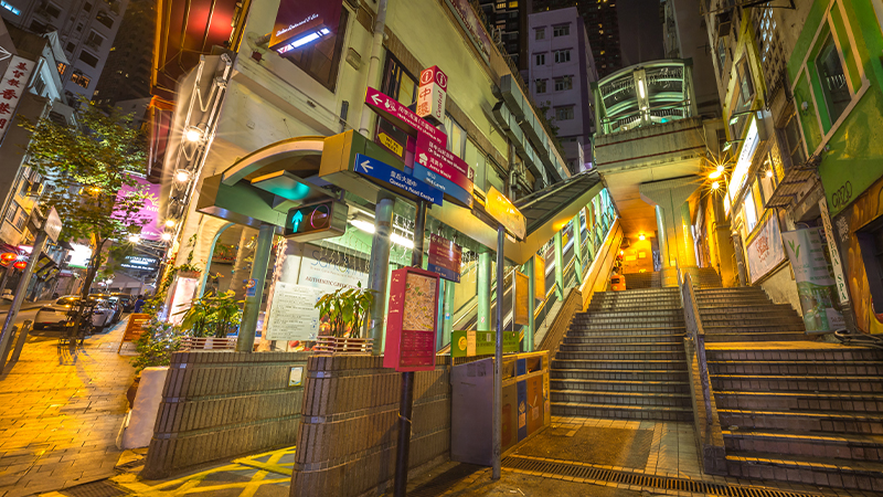 香港半山区的法师，供外籍人士居住