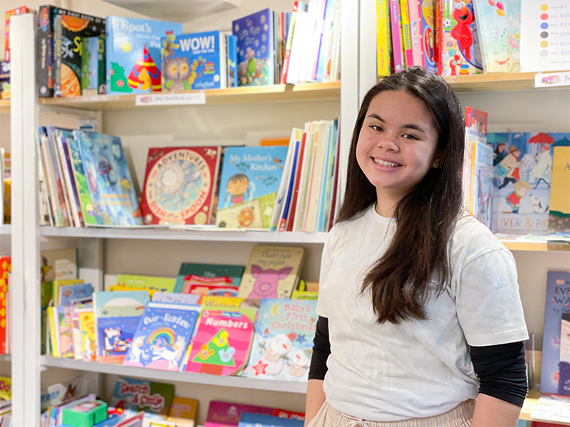 贝利·切里(Bailey Cherry)是rebooking儿童图书销售平台的创始人