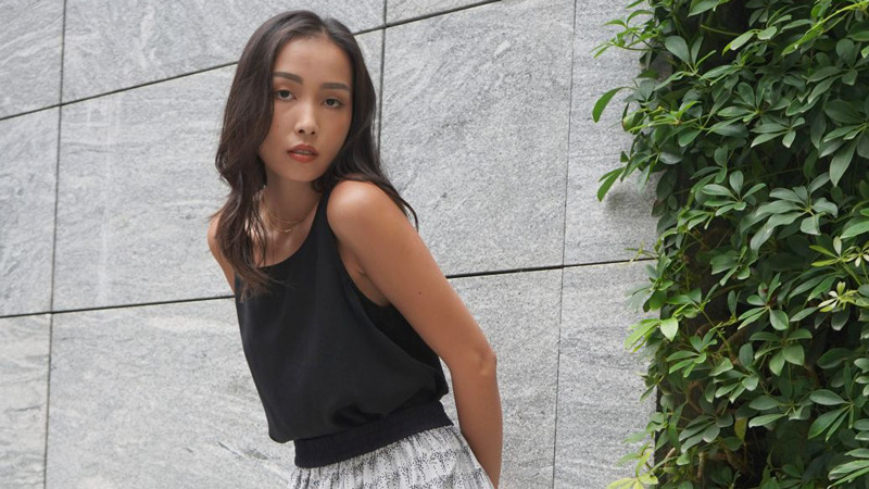 可持续时尚品牌Tove & Libra的系列可转换服装-黑色多水箱＂title=