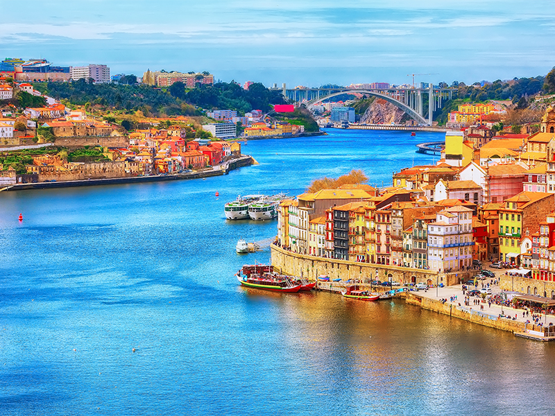 葡萄牙-关于投资黄金签证居留计划的文章，该计划可获得欧盟护照